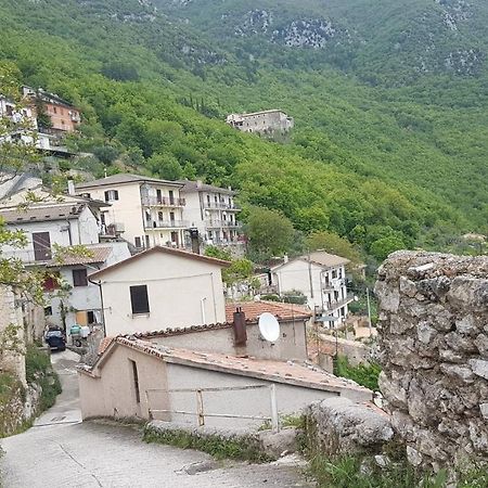La Casetta Del Pellegrino Daire Poggio Bustone Dış mekan fotoğraf