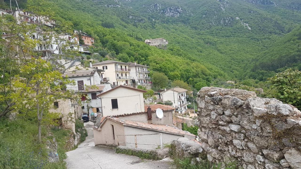 La Casetta Del Pellegrino Daire Poggio Bustone Dış mekan fotoğraf